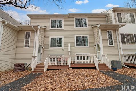 283 West Whispering Oaks Lane Round Lake IL 60073