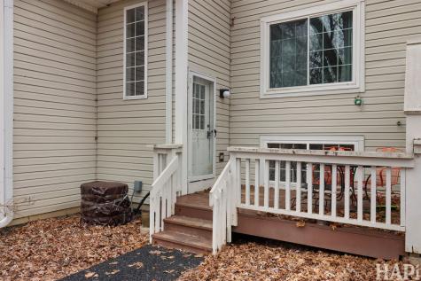 283 West Whispering Oaks Lane Round Lake IL 60073