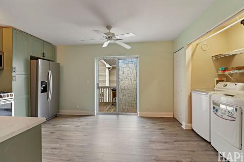 283 West Whispering Oaks Lane Round Lake IL 60073