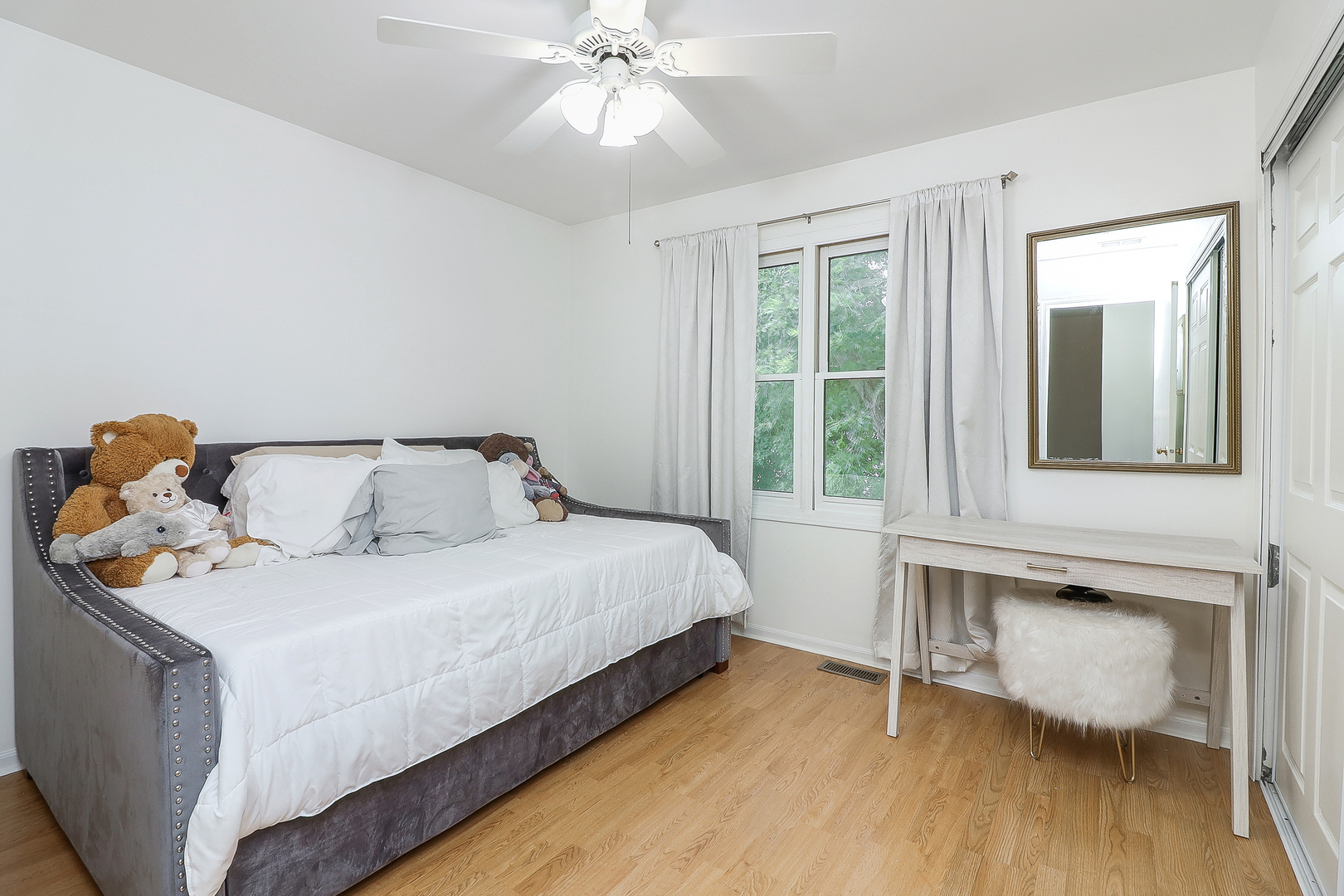 3 Hickory Oaks Court Bolingbrook IL 60490