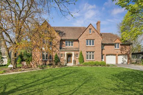 1018 Eastwood Road Glencoe IL 60022
