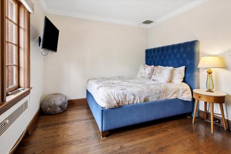1018 Eastwood Road Glencoe IL 60022