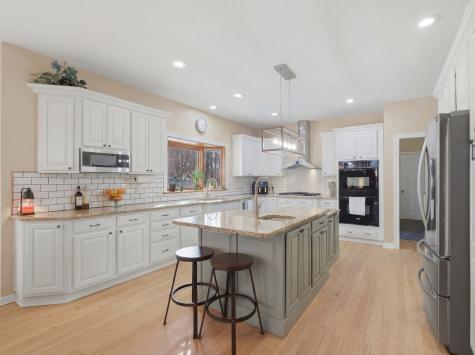 307 Knollwood Drive Dixon IL 61021