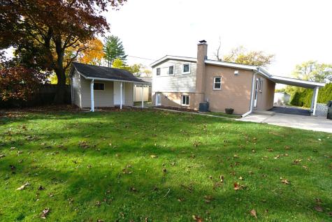 203 Valerie Court Glenview IL 60025