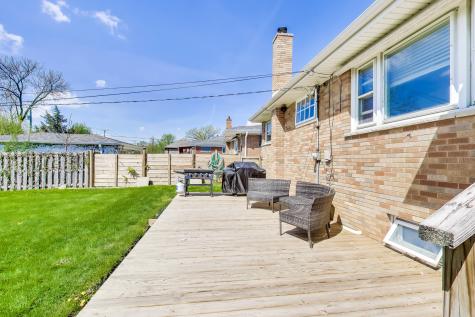 1789 Farwell Avenue Des Plaines IL 60018