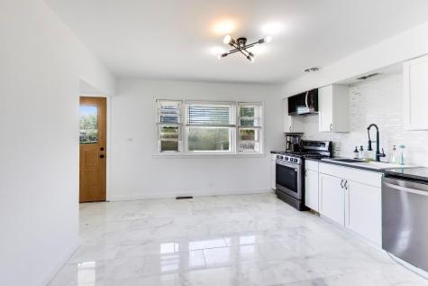 1789 Farwell Avenue Des Plaines IL 60018