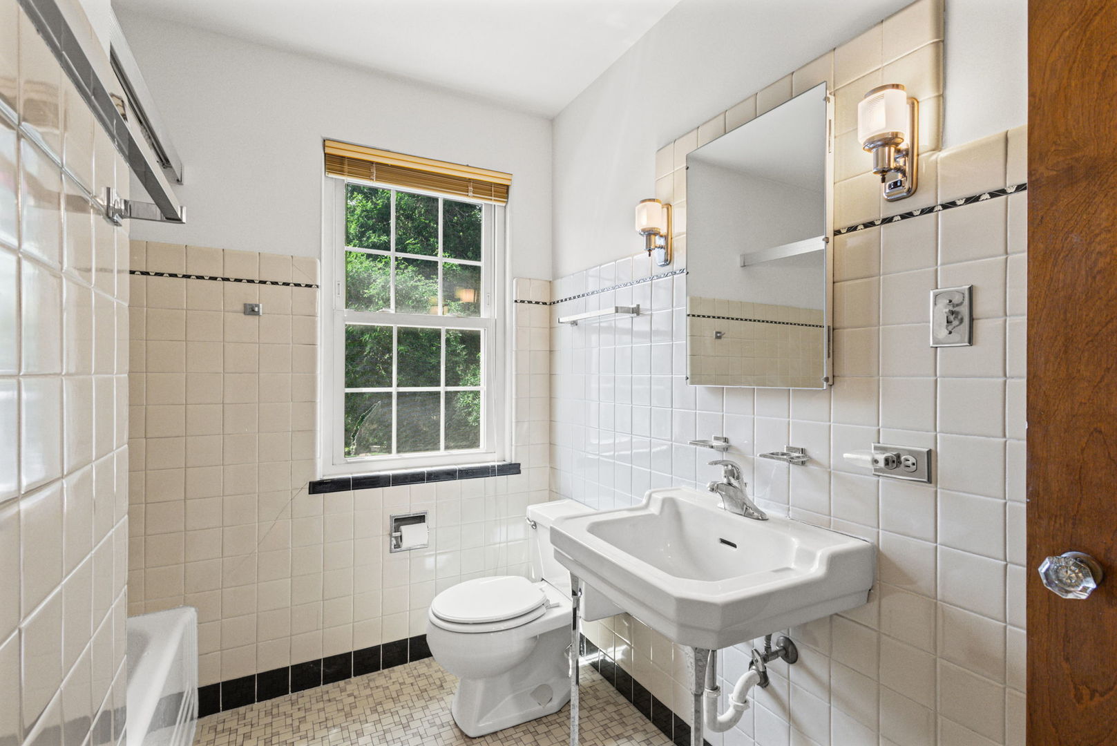 1619 North New England Avenue Chicago IL 60707