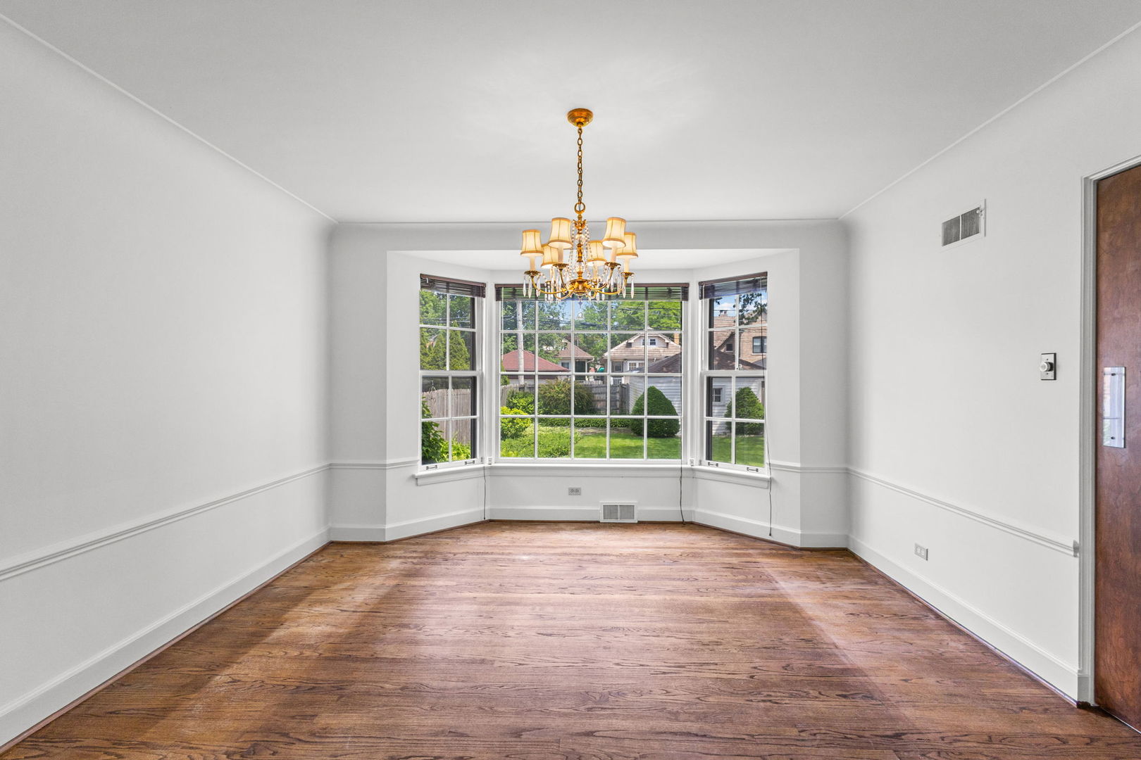 1619 North New England Avenue Chicago IL 60707