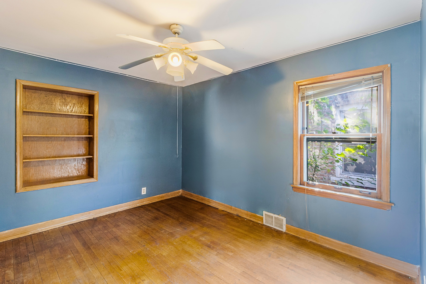 8801 South Clyde Avenue Chicago IL 60617