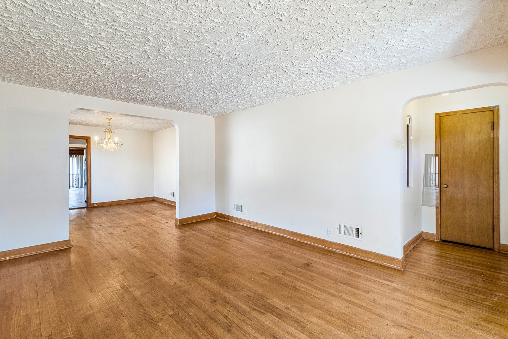 8801 South Clyde Avenue Chicago IL 60617