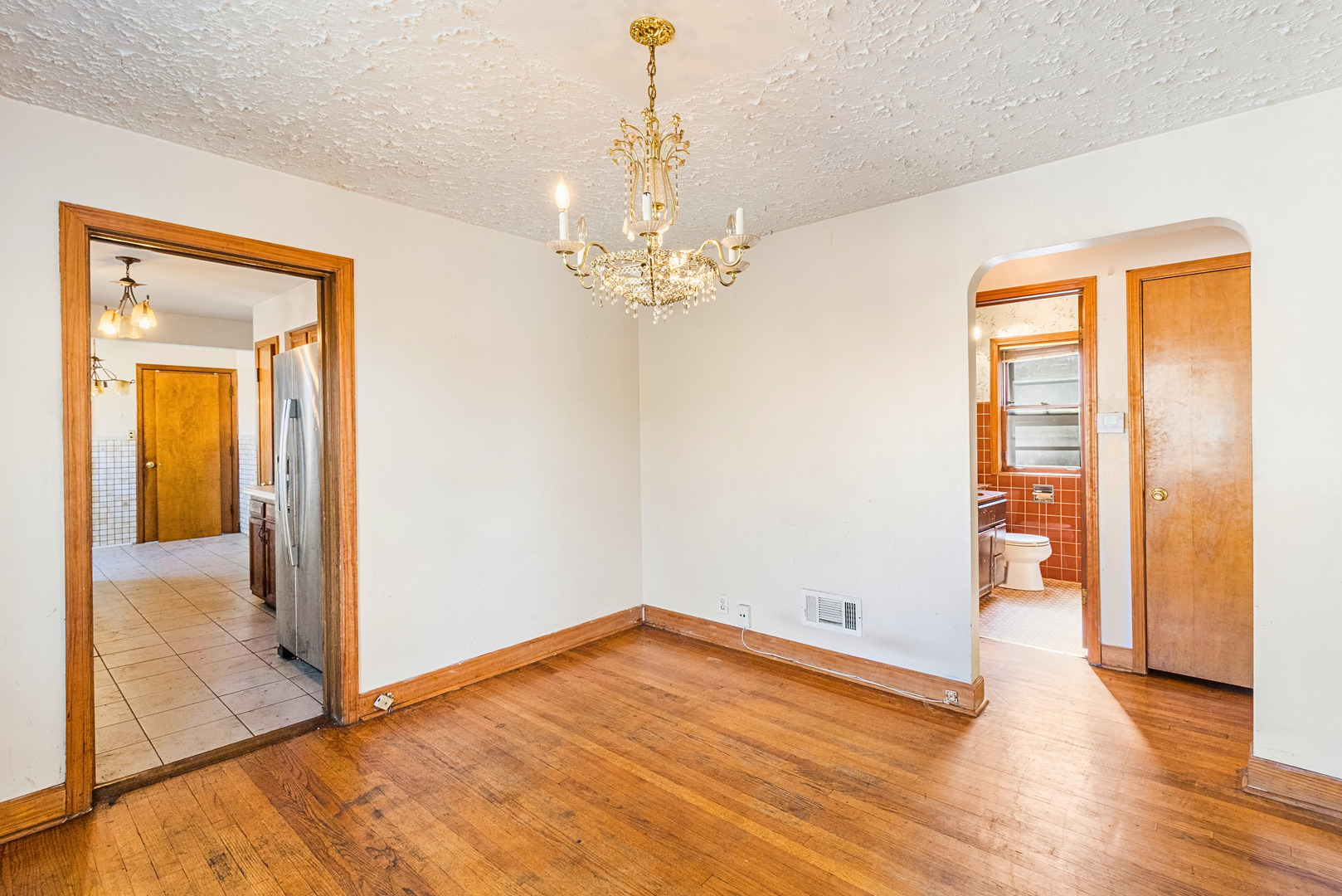 8801 South Clyde Avenue Chicago IL 60617