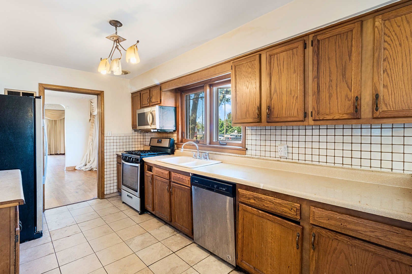 8801 South Clyde Avenue Chicago IL 60617