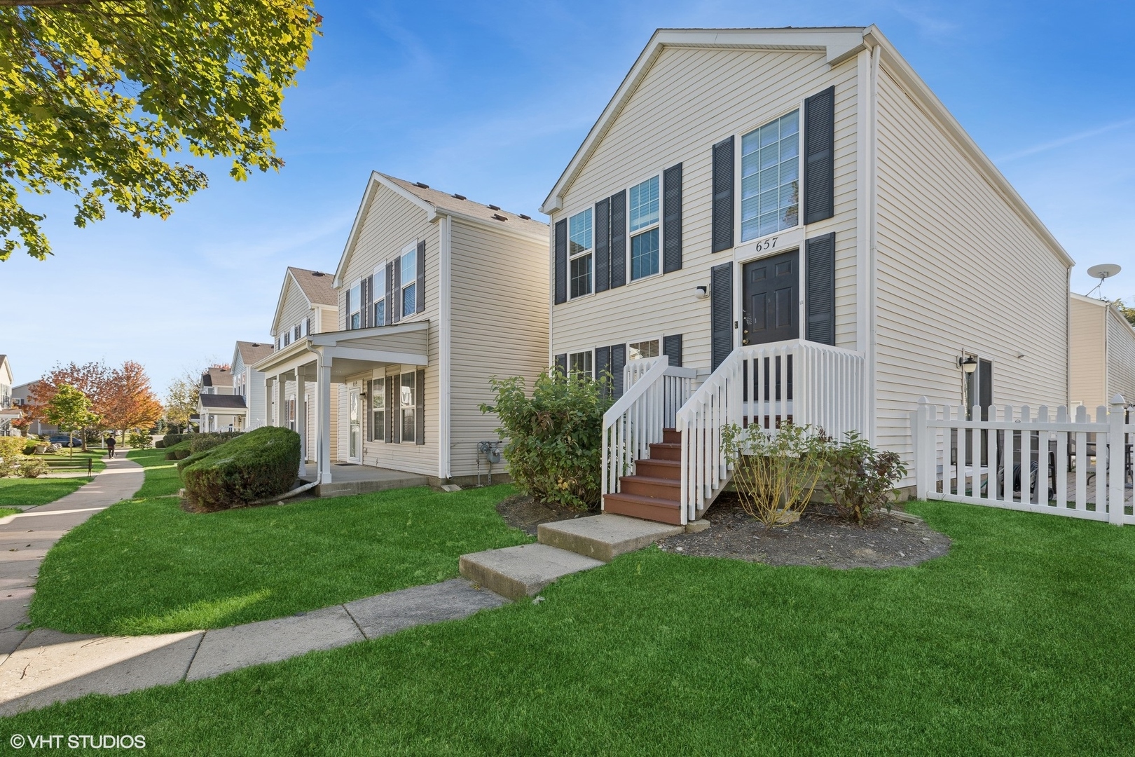 657 Serendipity Drive Aurora IL 60504