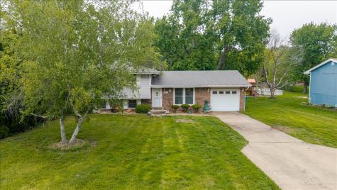 312 East Adams Street Towanda IL 61776