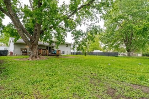 312 East Adams Street Towanda IL 61776