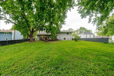 312 East Adams Street Towanda IL 61776
