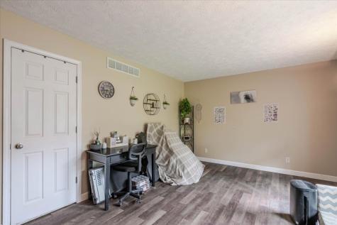 312 East Adams Street Towanda IL 61776