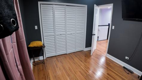907 North Leamington Avenue Chicago IL 60651