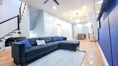 907 North Leamington Avenue Chicago IL 60651