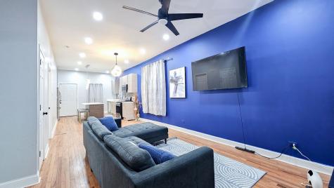 907 North Leamington Avenue Chicago IL 60651