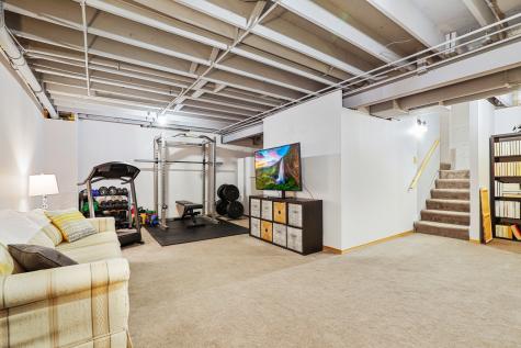 6577 Pine Lake Drive Tinley Park IL 60477