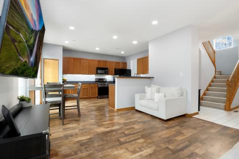 6577 Pine Lake Drive Tinley Park IL 60477