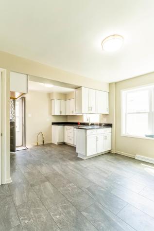 10519 South Avers Avenue Chicago IL 60655