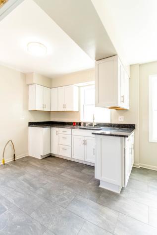 10519 South Avers Avenue Chicago IL 60655
