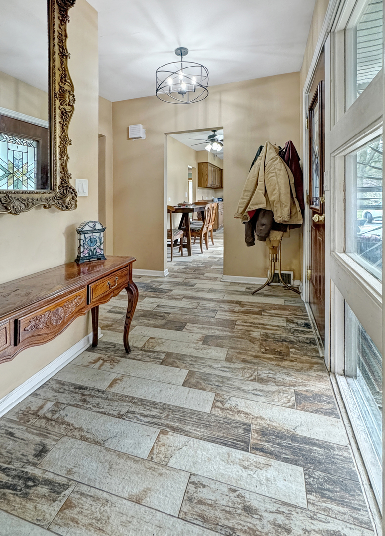 435 Forest Trail Oak Brook IL 60523