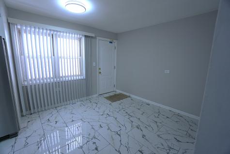 6122 North Winthrop Avenue Chicago IL 60660
