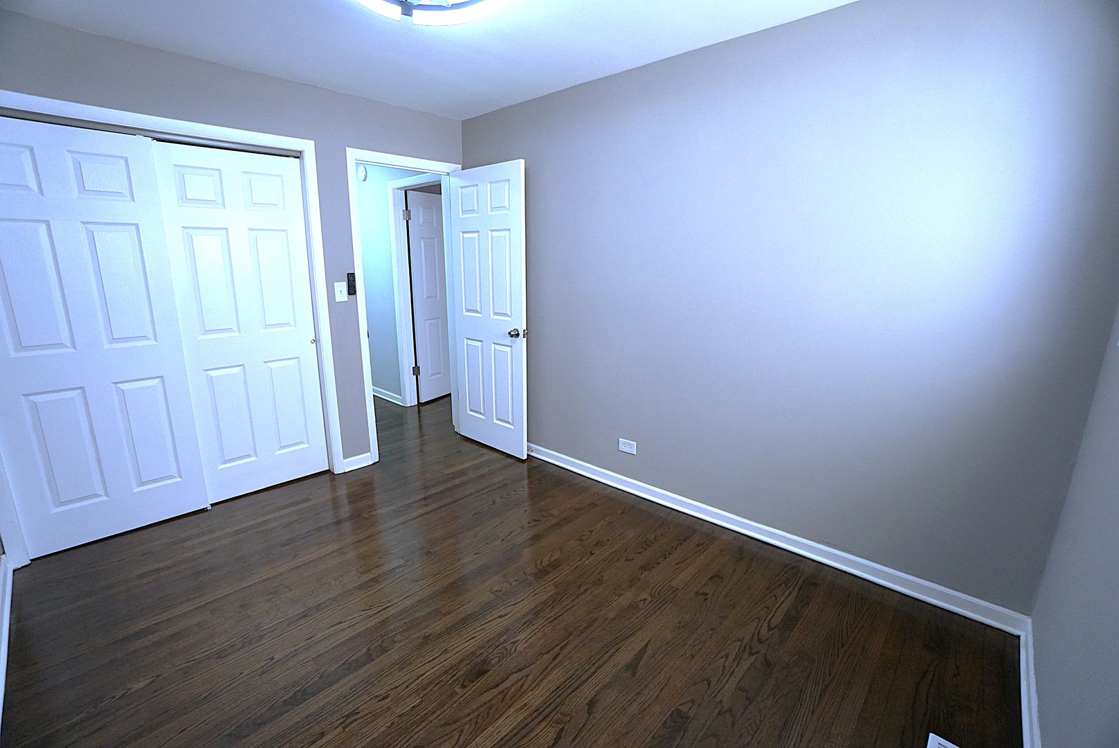 6122 North Winthrop Avenue Chicago IL 60660