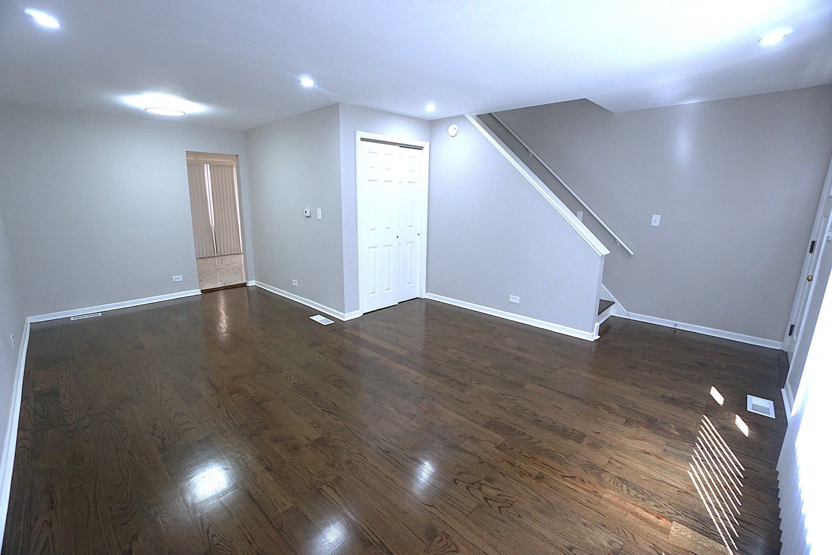 6122 North Winthrop Avenue Chicago IL 60660