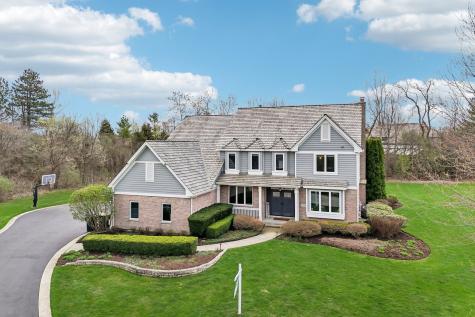 14101 West Rodmell Court Libertyville IL 60048