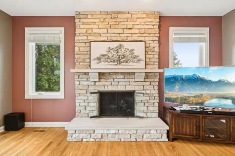 14101 West Rodmell Court Libertyville IL 60048