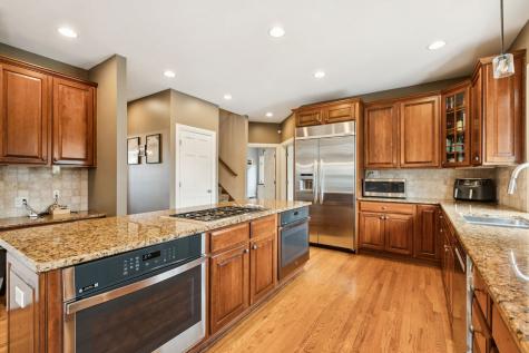 14101 West Rodmell Court Libertyville IL 60048