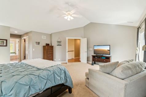 14101 West Rodmell Court Libertyville IL 60048