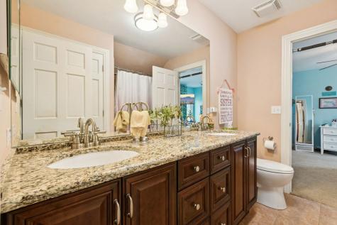 14101 West Rodmell Court Libertyville IL 60048