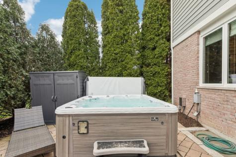 14101 West Rodmell Court Libertyville IL 60048