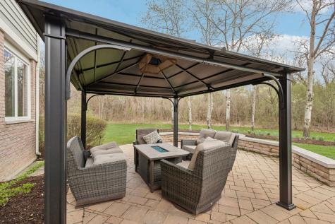 14101 West Rodmell Court Libertyville IL 60048