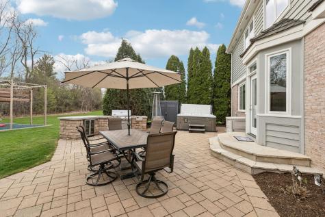 14101 West Rodmell Court Libertyville IL 60048