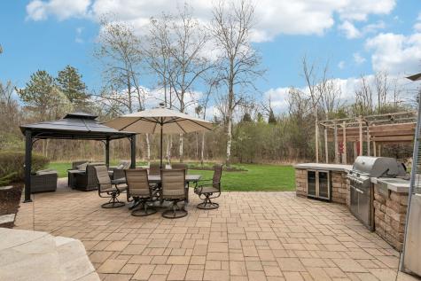14101 West Rodmell Court Libertyville IL 60048