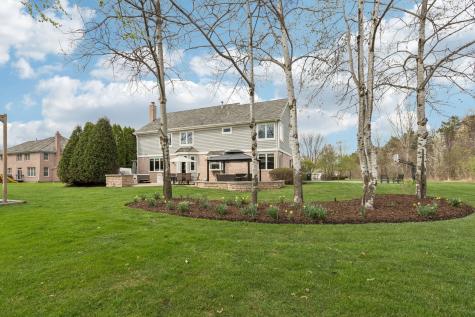 14101 West Rodmell Court Libertyville IL 60048