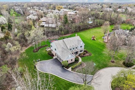 14101 West Rodmell Court Libertyville IL 60048