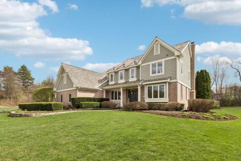 14101 West Rodmell Court Libertyville IL 60048