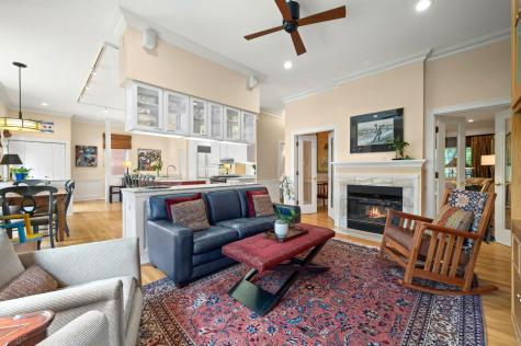 2705 North Bosworth Avenue Chicago IL 60614