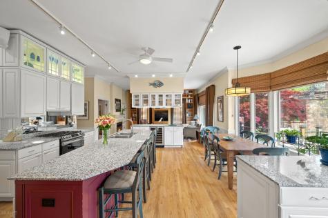 2705 North Bosworth Avenue Chicago IL 60614