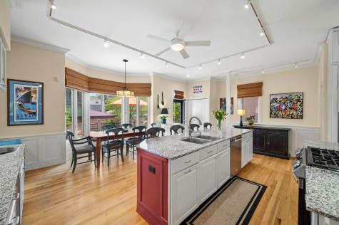 2705 North Bosworth Avenue Chicago IL 60614