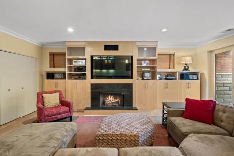 2705 North Bosworth Avenue Chicago IL 60614