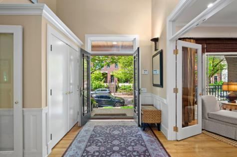 2705 North Bosworth Avenue Chicago IL 60614