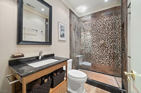 2705 North Bosworth Avenue Chicago IL 60614